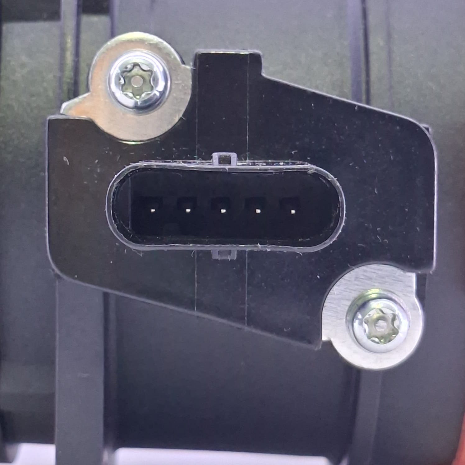 Sensor MAF CEMA de 5 Terminales para Volkswagen Jetta - Image 2